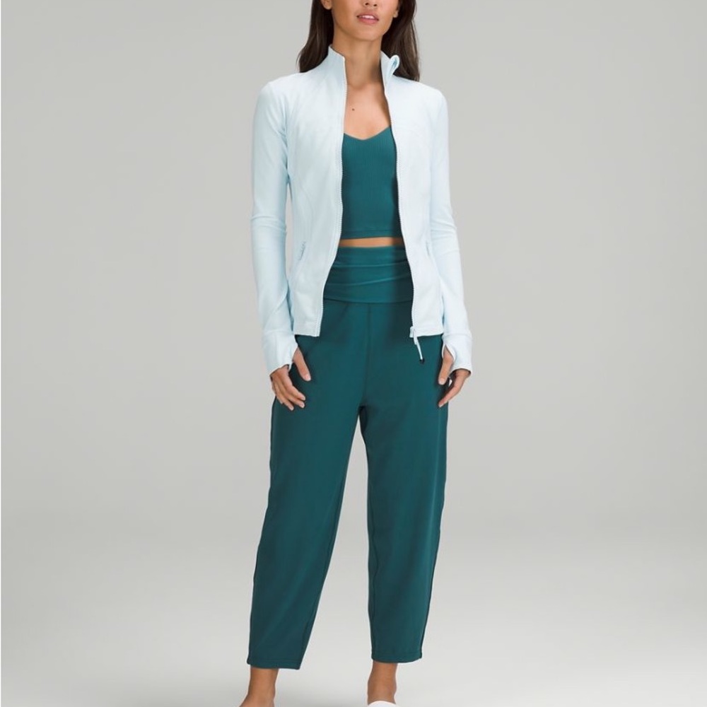 NWT Lululemon Define Jacket *Luon Powder Blue Size 4 - Picture 3 of 11